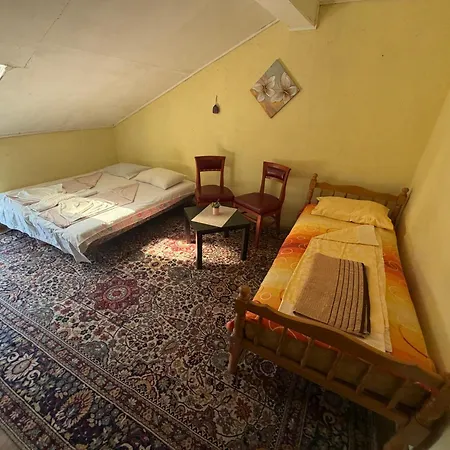 Апартамент Attic Варна
